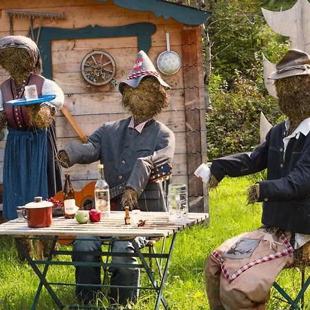 Schwarzenegg By Interhome