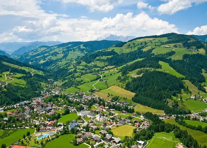 Schwarzenegg By Interhome